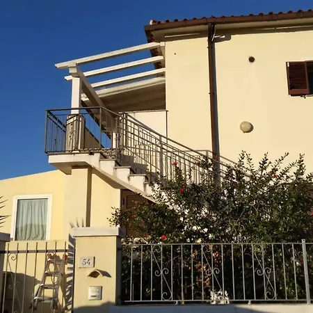 Cherubini House Appartamento *