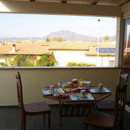 Cherubini House Appartamento Olbia